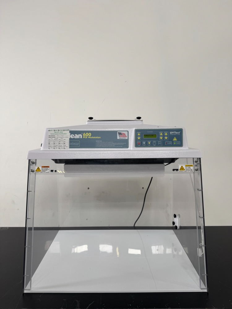 Image of AirClean 600 PCR Workstation